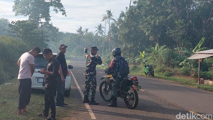 1747112908717-ledakan-dari-pemusnahan-amunisi-yang-tidak-layak-pakai-menewaskan-13-orang-korban-dari-tni-ad-dan-warga-sipil-di-garut-1747101202471_169