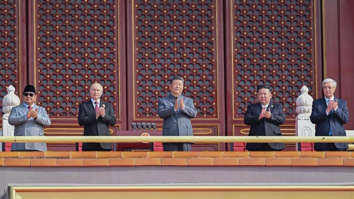 1756919514146-prabowo-hadiri-parade-militer-china-1756885637175_169