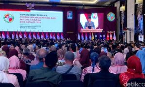 1760786153745-prabowo-saat-mengukuhkan-512-wisudawan-ukri-1760766068007_169