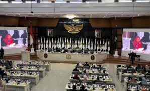 1760958808036-rapat-paripurna-dprd-jabar-yang-berlangsung-di-kantor-dprd-jabar-selasa-1102024_169