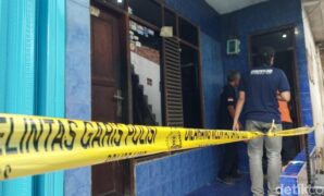 1761045193505-polisi-olah-tkp-tambahan-di-rumah-tati-yang-tewas-bersimbah-darah-1761044075732_169