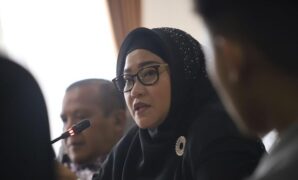 1761067028085-anggota-komisi-iii-dprd-kota-bandung-nunung-nurasiah-1761049564185_169