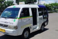 1761390786909-angkot-feeder-metro-jabar-trans-1761364081922_169