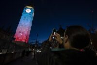 1761455883344-menara-big-ben-london-menyala-jelang-penobatan-raja-charles-iii-1_169