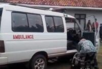 1761477290340-beredar-di-medsos-seorang-sopir-ambulans-meninggal-dunia-sesaat-setelah-mengantar-jenazah-di-panjalu-ciamis-1761455862253_43