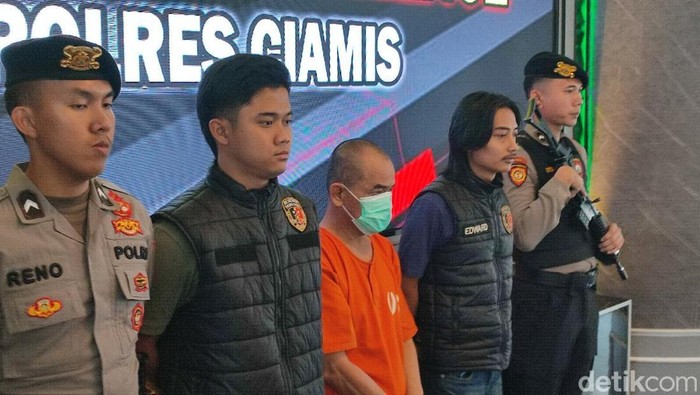 1761736352663-tampang-lansia-pembobol-8-sd-di-ciamis-1761725326074_169