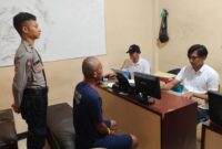 1761736363633-as-saat-dilakukan-pemeriksaan-di-polres-kuningan-1761730266282_169