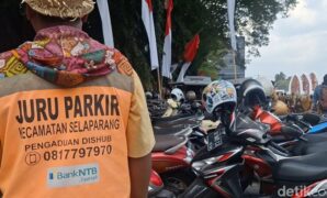 1761736428228-ilustrasi-tukang-parkir-atau-jukir-resmi-di-taman-sangkareang-kota-mataram-senin-2582025-nathea-citradetikbali-1756106089281_169