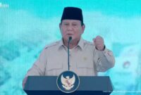 1761736509614-presiden-prabowo-subianto-memberi-sambutan-di-acara-pemusnahan-barang-bukti-berbagai-jenis-narkoba-seberat-21484-ton-di-lapang-1761722684991_169