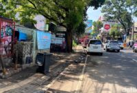 1761801355428-trotoar-jalan-cihampelas-yang-sebelumnya-dipenuhi-sampah-kini-sudah-dibersihkan-1761794161620_169