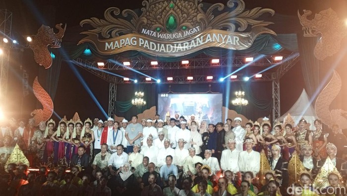 1761823025154-sosialisasi-dipadukan-budaya-sunda-oleh-pemkab-sumedang-1761814334701_169