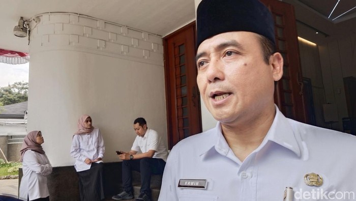 1761844623659-wakil-wali-kota-bandung-erwin-1755681648265_169