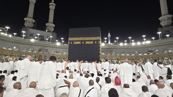 1761887626814-ilustrasi-ibadah-haji-1747884284412_169