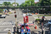 1761930926674-pemotongan-dan-penurunan-kabel-udara-di-kota-bandung-1761915690223_169