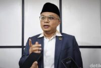 1761930976123-anggota-dprd-jabar-zaini-sofari-1761906852518_169