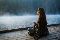 1762125196689-ilustrasi-wanita-bangun-pagi_169