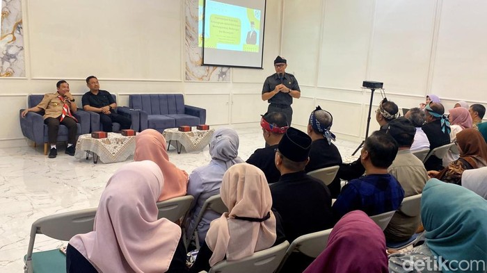 1762449356792-wakil-ketua-dprd-kota-bandung-edwin-sanjaya-1762411776460_169