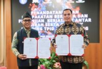 1762449367520-bupati-bandung-dadang-supriatna-dan-wali-kota-serang-budi-rustandi-saat-menandatangi-kesepakatan-bersama-mou-di-hotel-sunshine-1762413212444_169