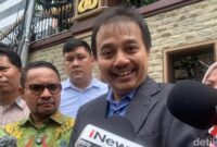 1762514321438-roy-suryo-mulia-budidetikcom-1762495140915_169