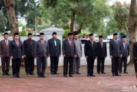 1762535632927-pelantikan-dan-pengambilan-sumpah-jabatan-18-pimpinan-pratama-lingkup-pemkab-pangandaran-1762496536851_169