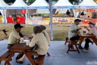 1762578934565-suasana-sarapan-moyan-di-west-java-festival-2025-1762568423313_169