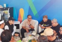 1762687032416-wali-kota-cimahi-ngatiyana-dan-kepala-daerah-berkumpul-di-wjf-2025-1762675372260_169