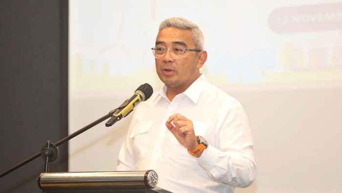 1763140600042-wali-kota-bandung-muhammad-farhan-1762945585942_169