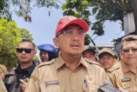 1763183587570-wali-kota-bandung-muhammad-farhan-saat-meninjau-kawasan-panyileukan-1760439596136_169