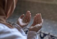 1763248451979-ilustrasi-sholat_169