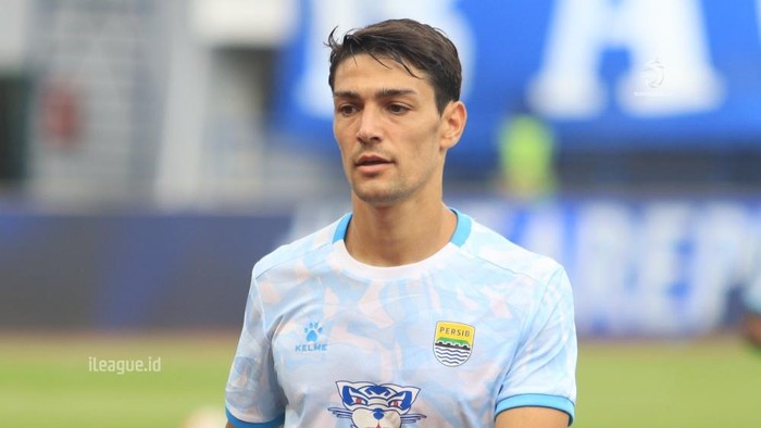 1763291779814-federico-barba-1761800014832_169