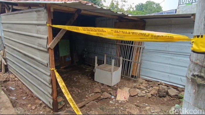 1763356643020-tkp-pembunuhan-di-cipacing-sumedang-1763274021620_169