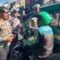 1763378416152-polisi-edukasi-pengendara-saat-ops-zebra-lodaya-2025-1763347538632_169