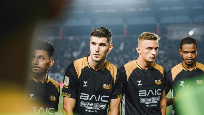 1763615071858-para-pemain-dewa-united-1753780590655_169