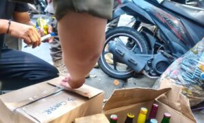 1764176677557-penyitaan-minuman-keras-di-bandung-1764125639157_169