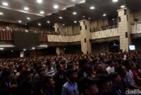 1764479049220-devfest-dipadati-oleh-ribuan-peserta-1764467460613_169