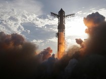 1764522272324-spacex-uji-terbang-starship-ke-10-untuk-misi-bulan-dan-mars-1756272841272_43