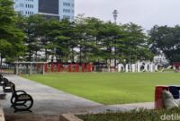 1764522275383-alun-alun-bandung-1763871876229_169