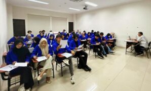 1764608721252-mahasiswa-karawang-1764579507807_169