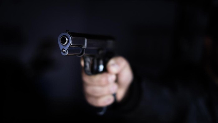 1764759901292-1355729100_169