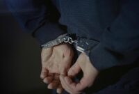 1765083860810-ilustrasi-kejahatan_169