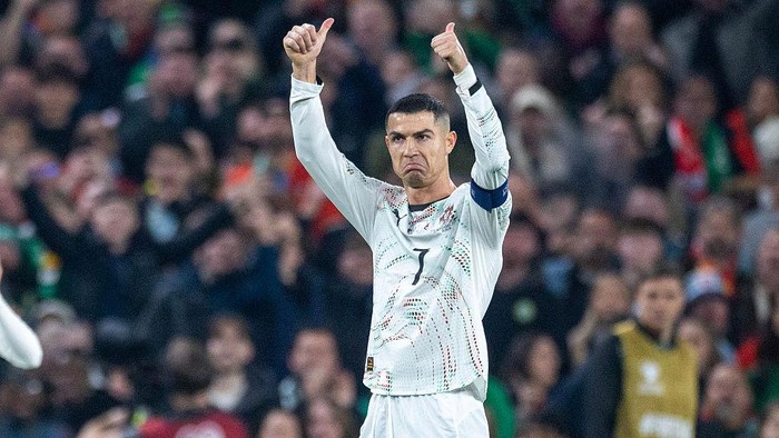 1765278264167-cristiano-ronaldo-timnas-portugal-portugal-irlandia-vs-portugal-kualifikasi-piala-dunia-2026-ronaldo-kartu-merah-1763085678160_169