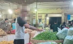 1765299867959-dugaan-aksi-pemerasan-terhadap-pedagang-di-pasar-jagasatru-kota-cirebon-1765278748182_169