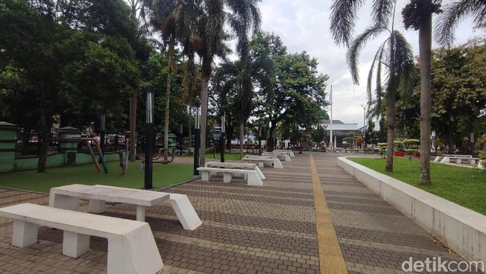 1765299868530-alun-alun-ciamis-1765265708571_169