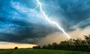 1765386253544-ilustrasi-petir-1746676660826_169