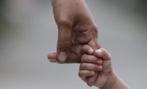 1765472652263-ilustrasi-stunting_169