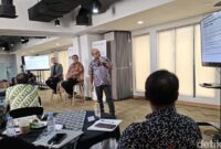 1765472657030-ngo-summit-2025-yang-digagas-pemprov-jabar-menjadi-potensi-kolaborasi-pembangunan-daerah-daerah-di-jawa-barat-1765458535044_169