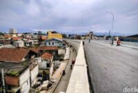 1765559069320-kondisi-terkini-flyover-nurtanio-kota-bandung-yang-ditargetkan-rampung-akhir-tahun-2025-1765538079097_169