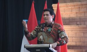 1765623836564-bupati-indramayu-lucky-hakim-1765612803433_169