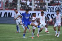 1765710267526-persib-bandung-vs-malut-united-1765700880877_169