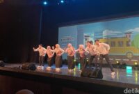 1765731874442-keseruan-morinaga-di-yayaya-fest-2025-1765710268448_169